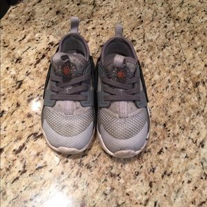 Huaraches toddler size 8c